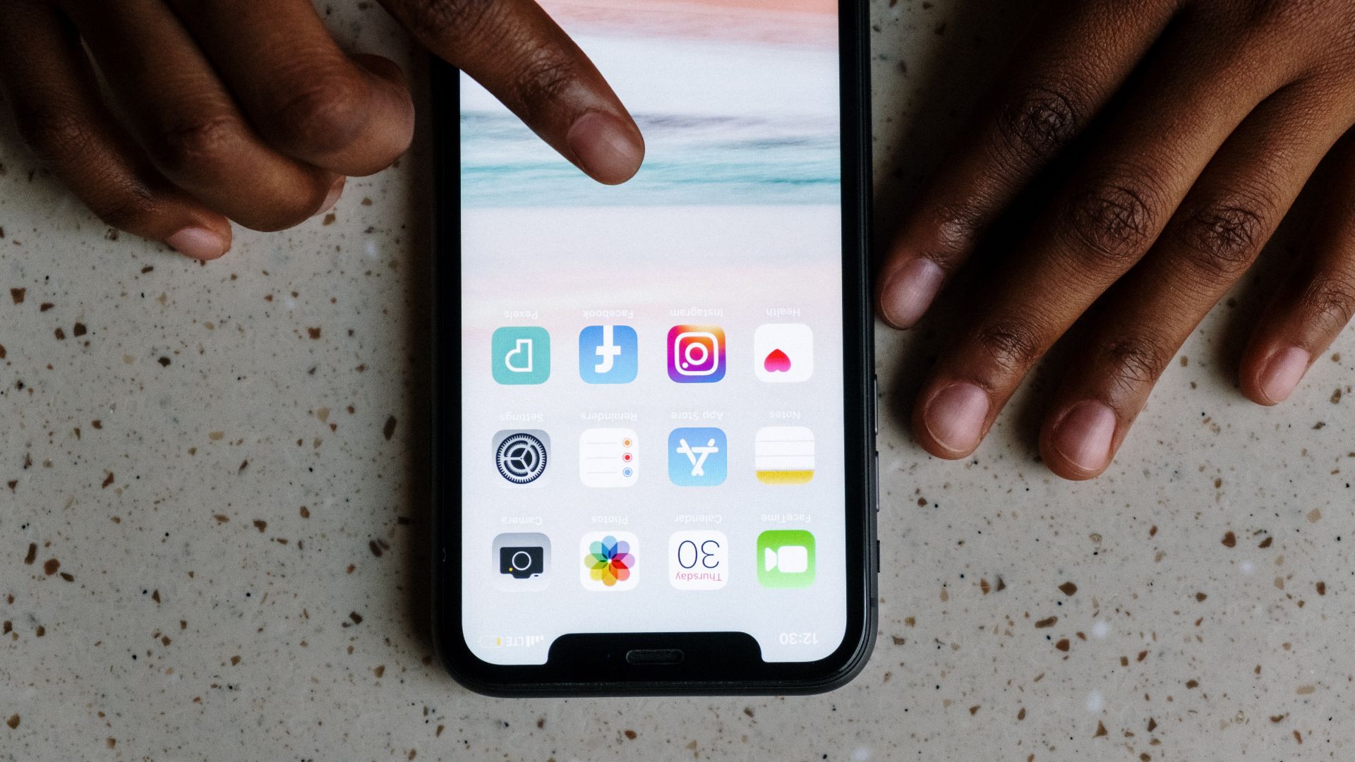 Annus Horribilis: Which Apps Helped You Survive 2020?
