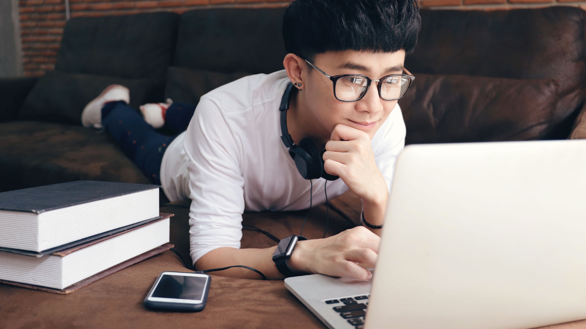 Will You Give Up Your Personal Data For Free Content? 1 In 6 Say Yes