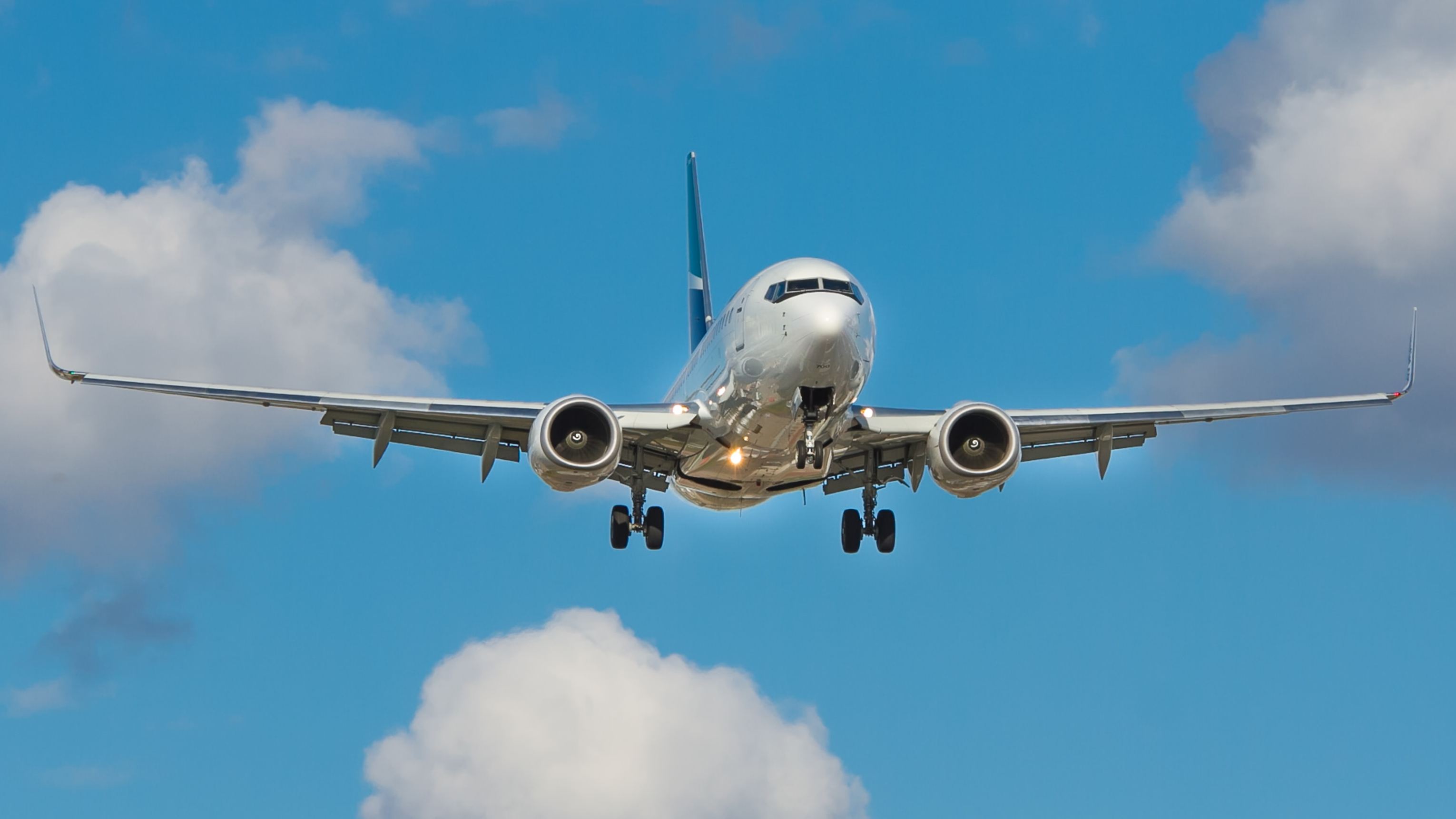 Planning An Overseas Trip? Try These 8 Tips To Shave Off Some $$$